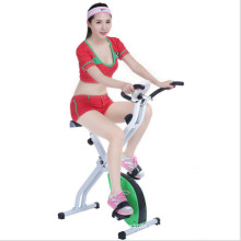 Gimnasio interior cuerpo fuerte ejercicio bicicleta giratoria para bajar de peso